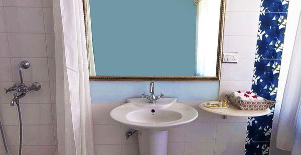 Hotel Amrit Villa Delhi  Bagian luar foto