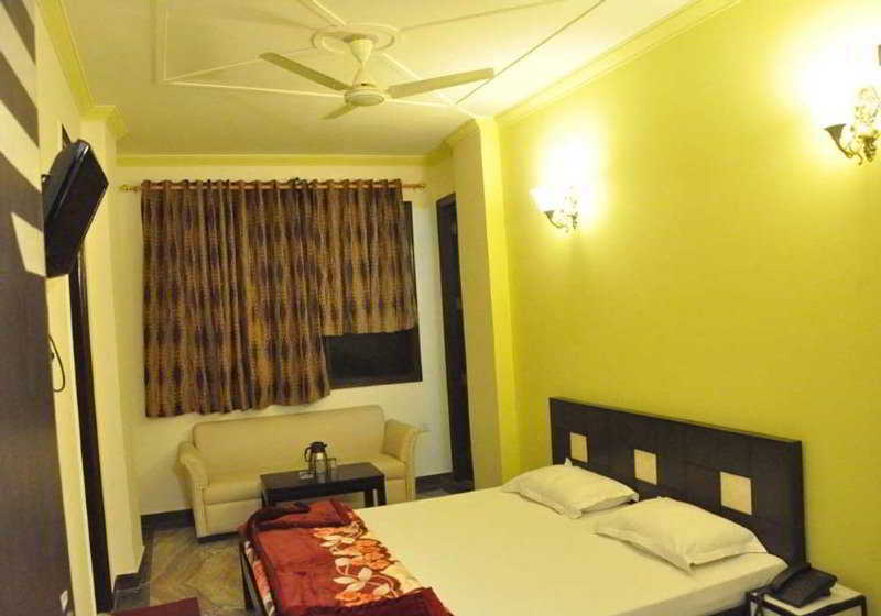 Hotel Amrit Villa Delhi  Bagian luar foto