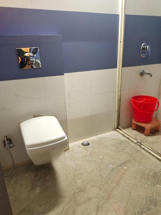 Hotel Amrit Villa Delhi  Bagian luar foto